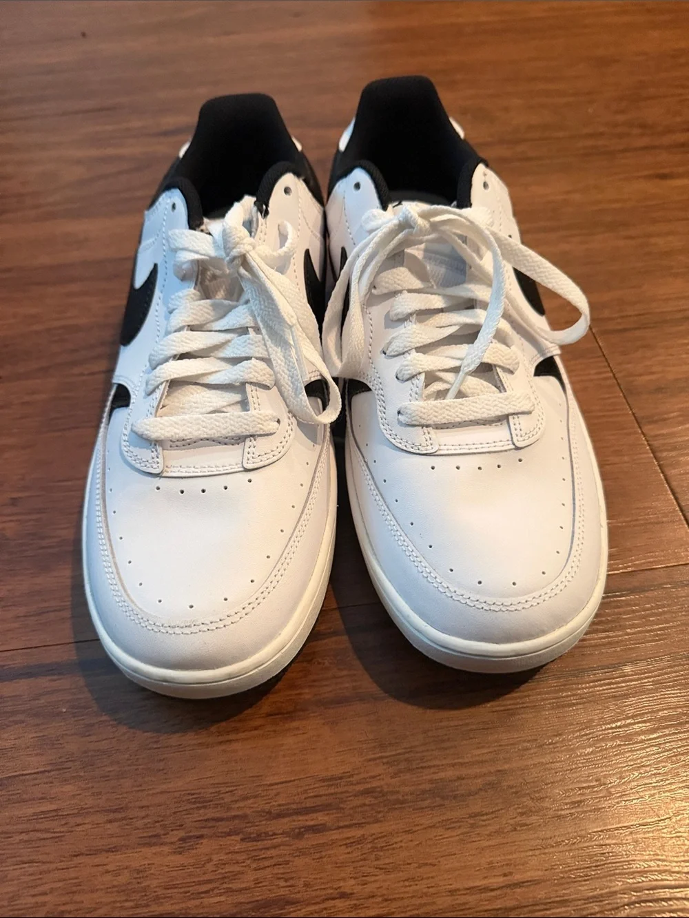 Nike low top